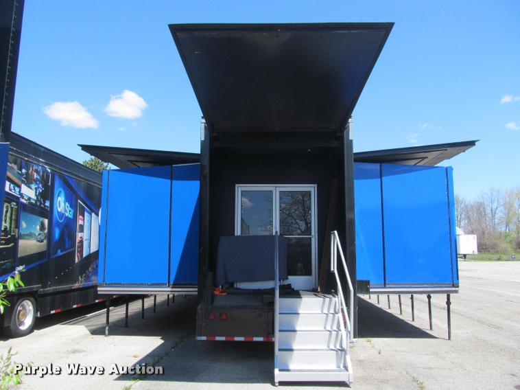 image for item DA1017 2001 Kard-Craftsmen SDTA-55K-53 double expandable display trailer