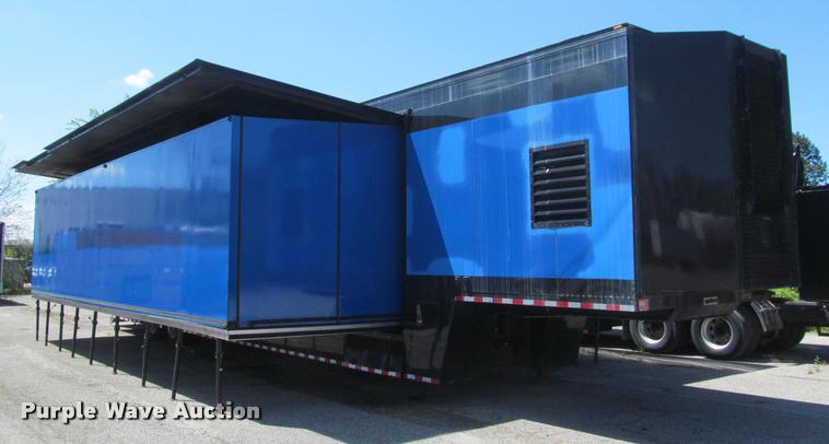 image for item DA1017 2001 Kard-Craftsmen SDTA-55K-53 double expandable display trailer