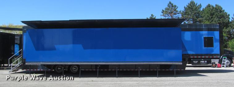 image for item DA1017 2001 Kard-Craftsmen SDTA-55K-53 double expandable display trailer