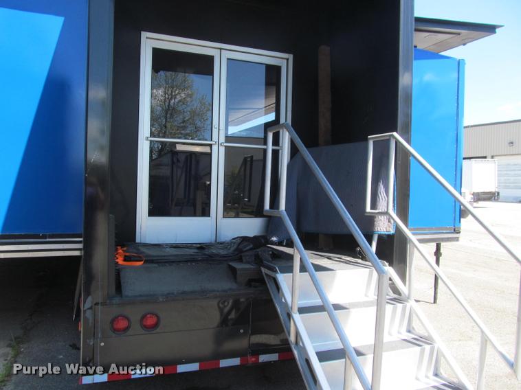 image for item DA1017 2001 Kard-Craftsmen SDTA-55K-53 double expandable display trailer