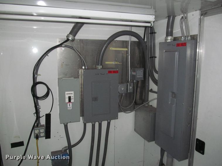 image for item DA1017 2001 Kard-Craftsmen SDTA-55K-53 double expandable display trailer