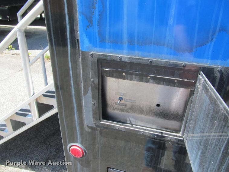 image for item DA1017 2001 Kard-Craftsmen SDTA-55K-53 double expandable display trailer