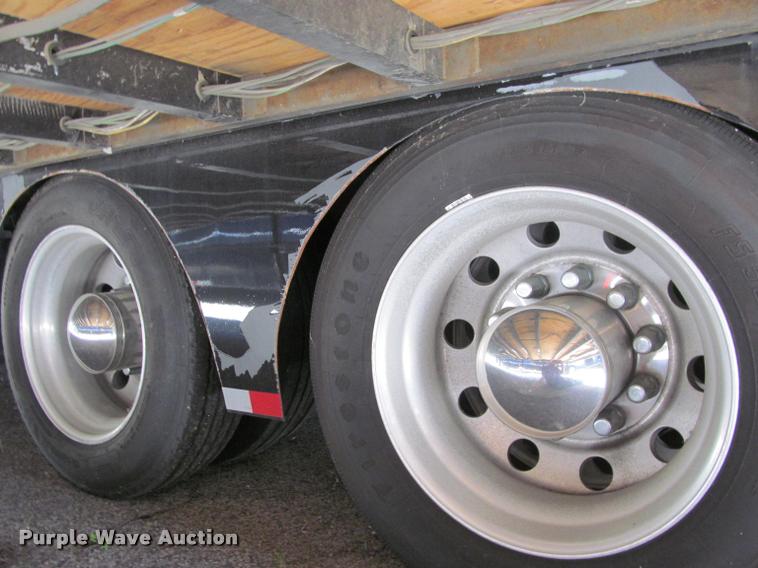 image for item DA1017 2001 Kard-Craftsmen SDTA-55K-53 double expandable display trailer