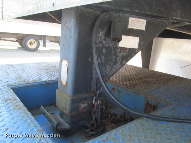 image for item DA1018 2003 Cargomate Eliminator enclosed cargo trailer