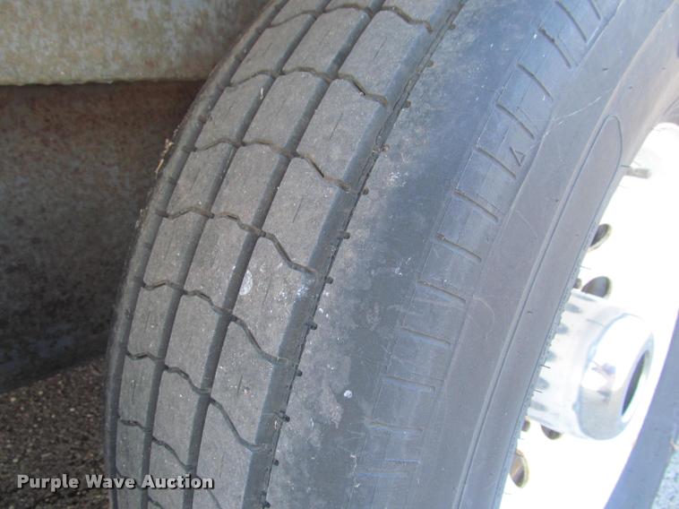 image for item DA1018 2003 Cargomate Eliminator enclosed cargo trailer