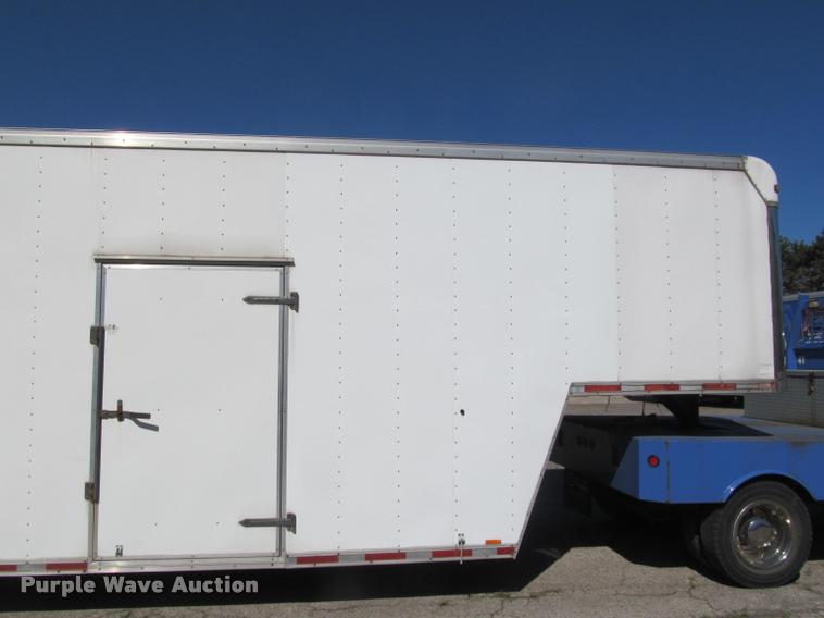 image for item DA1018 2003 Cargomate Eliminator enclosed cargo trailer