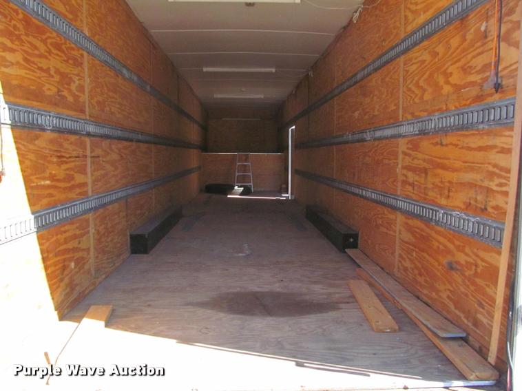 image for item DA1018 2003 Cargomate Eliminator enclosed cargo trailer