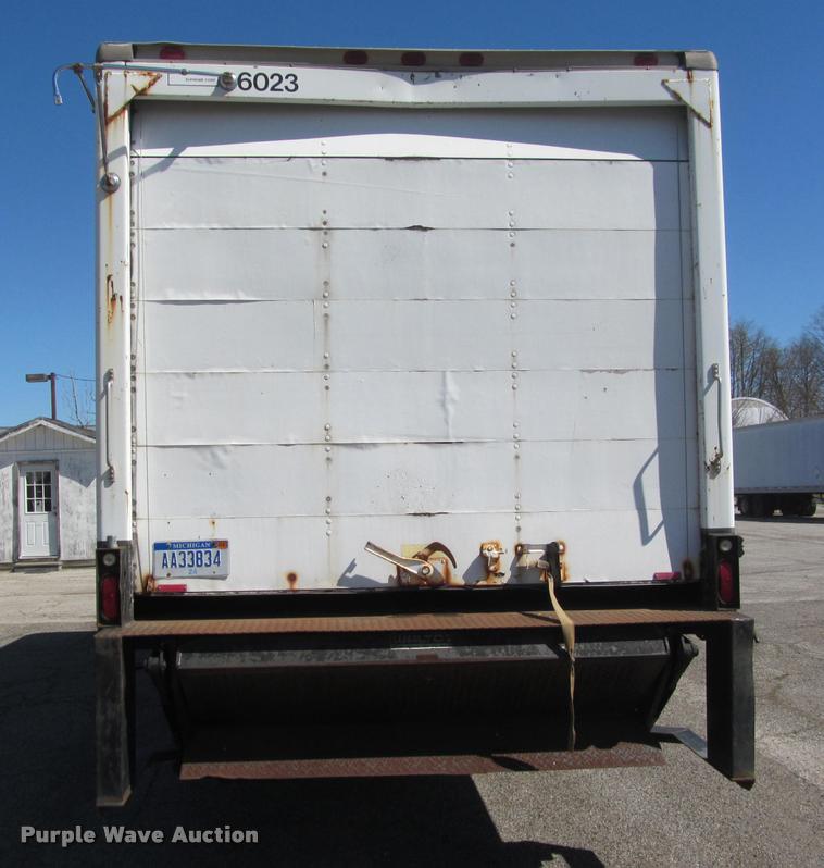image for item DA1019 2000 GMC C6500 box truck