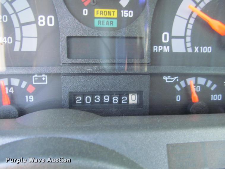 image for item DA1019 2000 GMC C6500 box truck