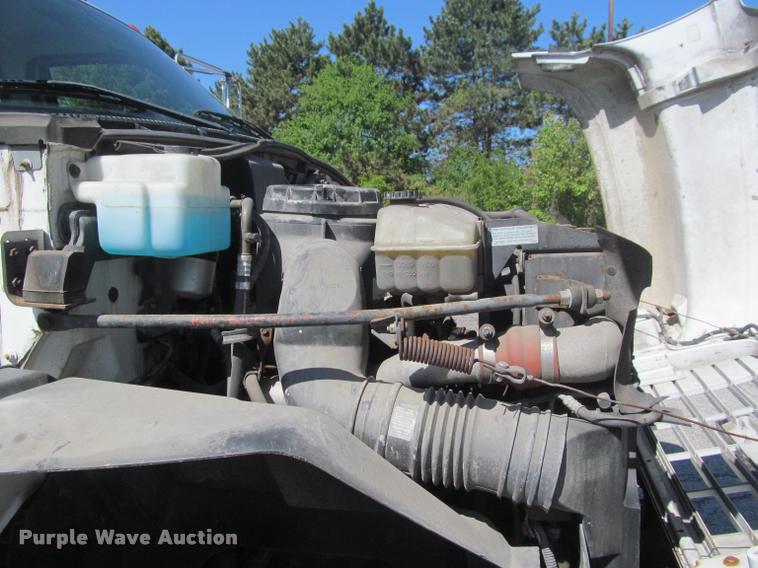 image for item DA1019 2000 GMC C6500 box truck