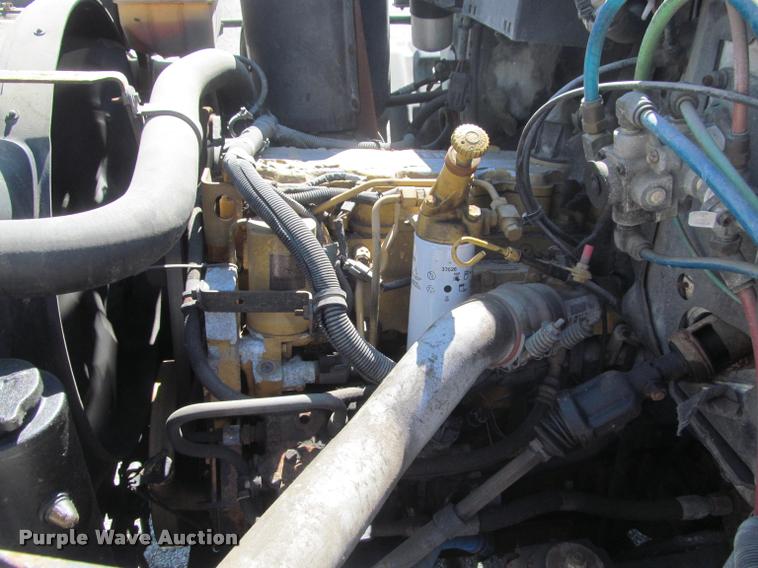 image for item DA1019 2000 GMC C6500 box truck