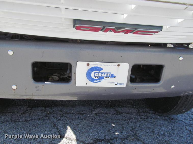 image for item DA1019 2000 GMC C6500 box truck