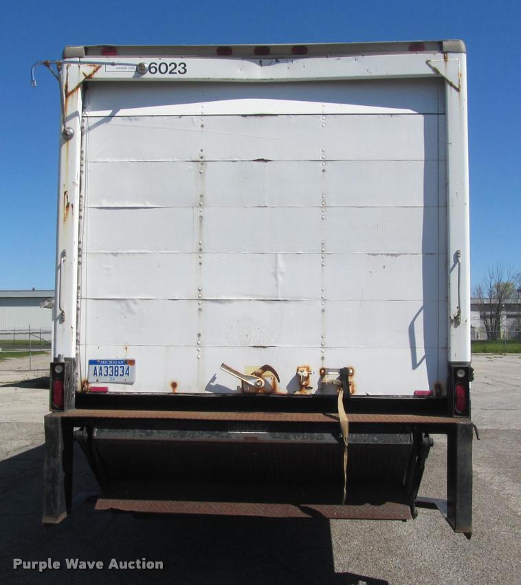 image for item DA1019 2000 GMC C6500 box truck