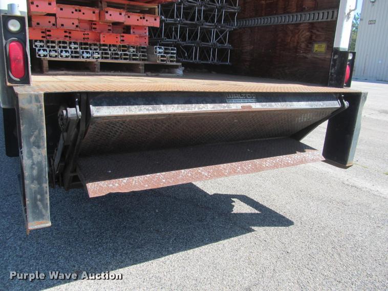 image for item DA1019 2000 GMC C6500 box truck