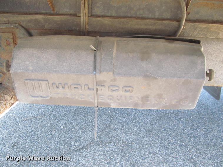 image for item DA1019 2000 GMC C6500 box truck