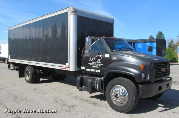 image for item DA1020 2001 GMC C7500 box truck
