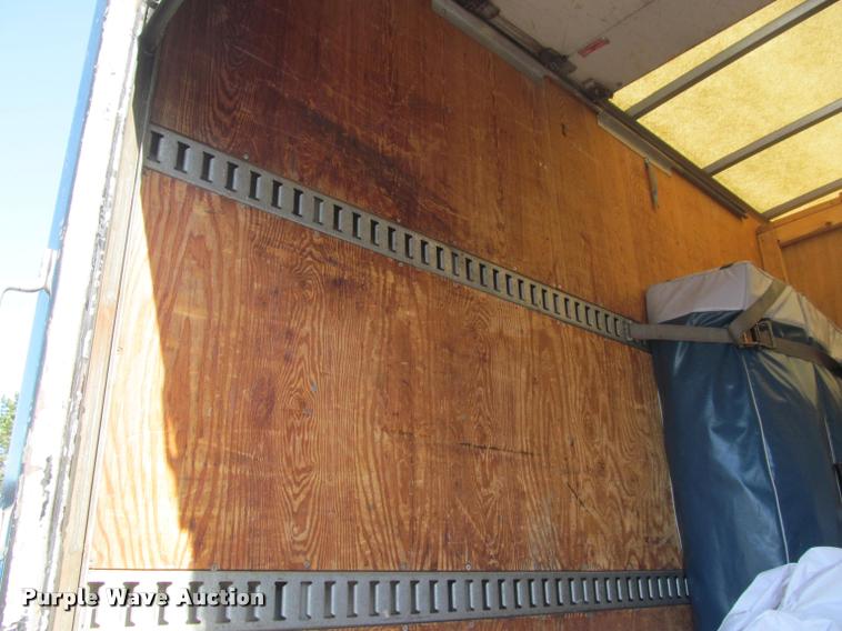 image for item DA1020 2001 GMC C7500 box truck