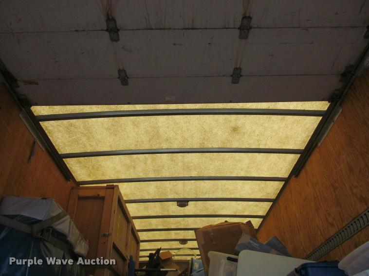 image for item DA1020 2001 GMC C7500 box truck