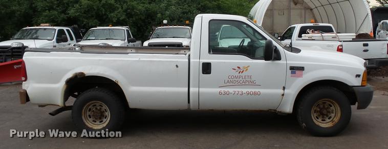 image for item DA1082 2000 Ford F250 Super Duty pickup truck