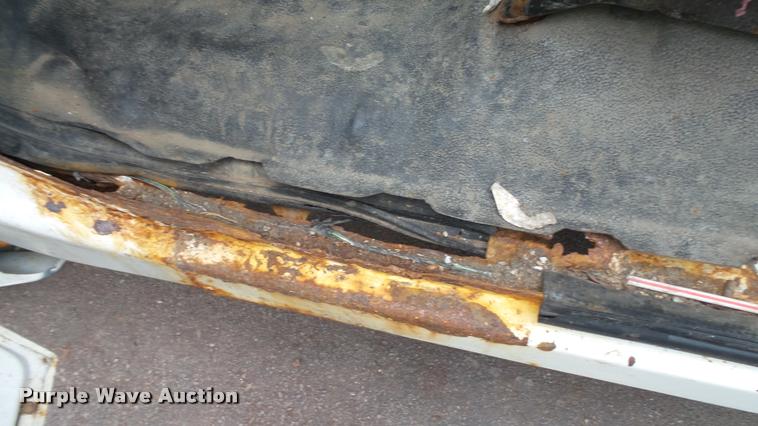 image for item DA1082 2000 Ford F250 Super Duty pickup truck