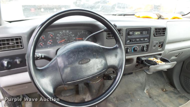 image for item DA1082 2000 Ford F250 Super Duty pickup truck