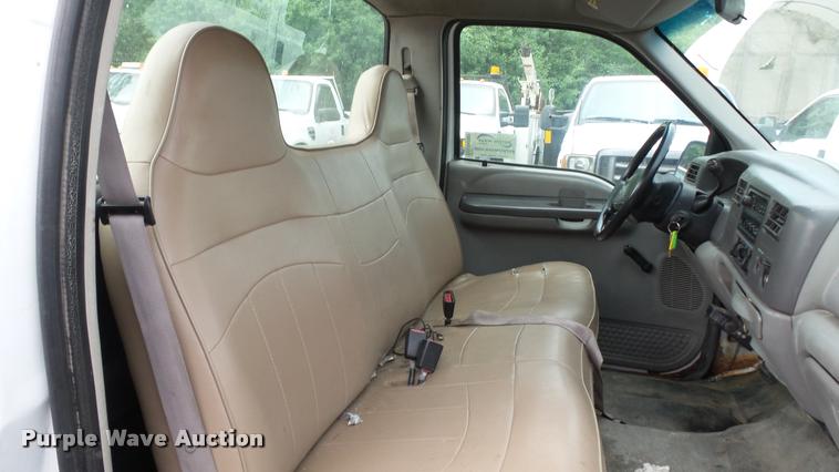 image for item DA1082 2000 Ford F250 Super Duty pickup truck