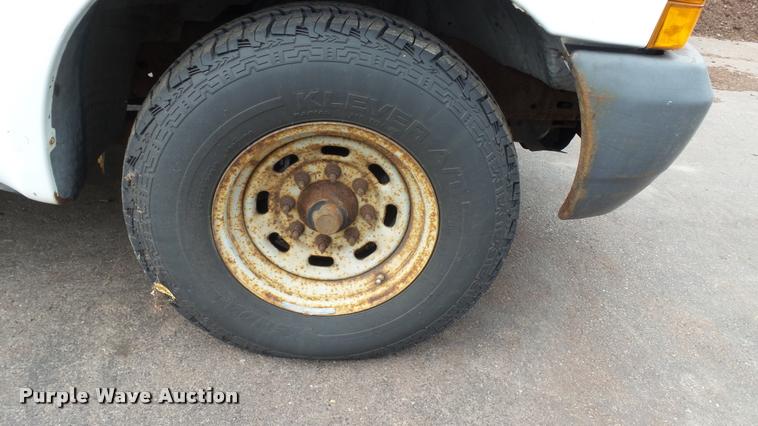 image for item DA1082 2000 Ford F250 Super Duty pickup truck