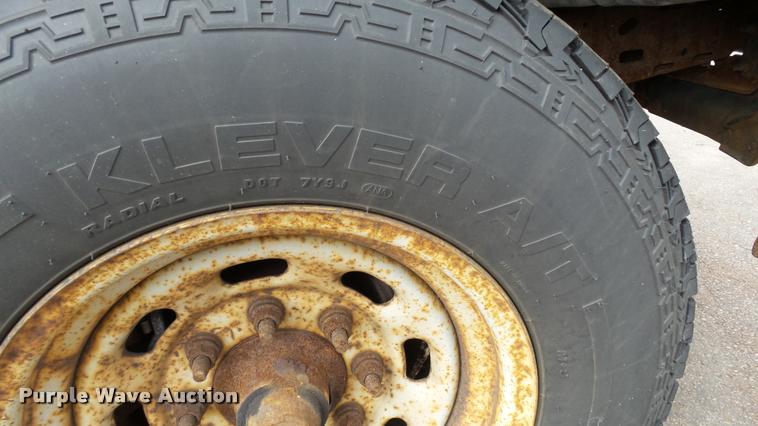 image for item DA1082 2000 Ford F250 Super Duty pickup truck