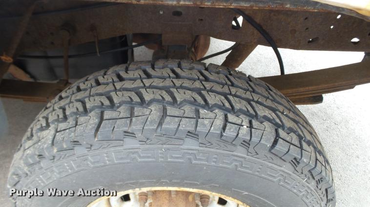 image for item DA1082 2000 Ford F250 Super Duty pickup truck