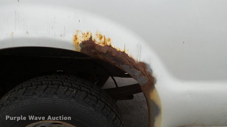 image for item DA1082 2000 Ford F250 Super Duty pickup truck