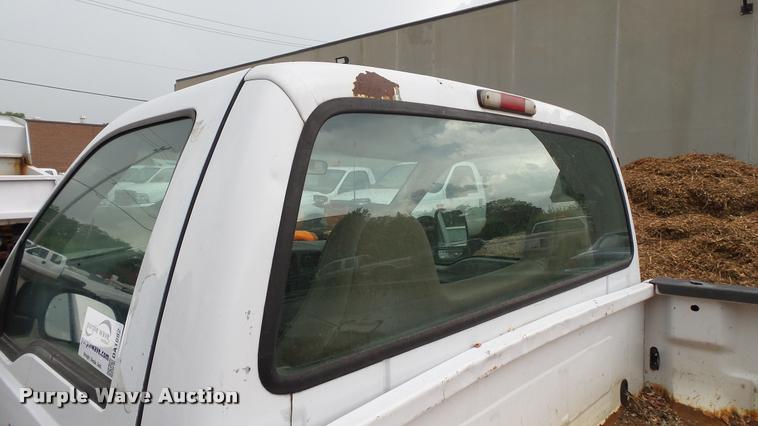 image for item DA1082 2000 Ford F250 Super Duty pickup truck