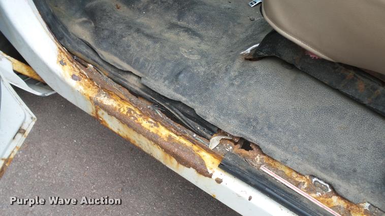 image for item DA1082 2000 Ford F250 Super Duty pickup truck