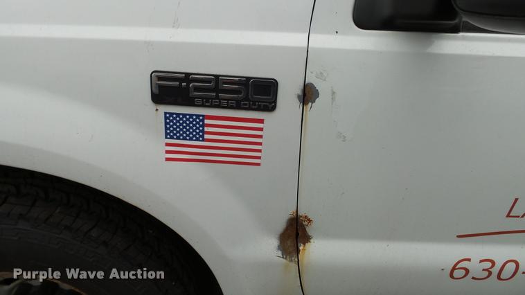 image for item DA1082 2000 Ford F250 Super Duty pickup truck