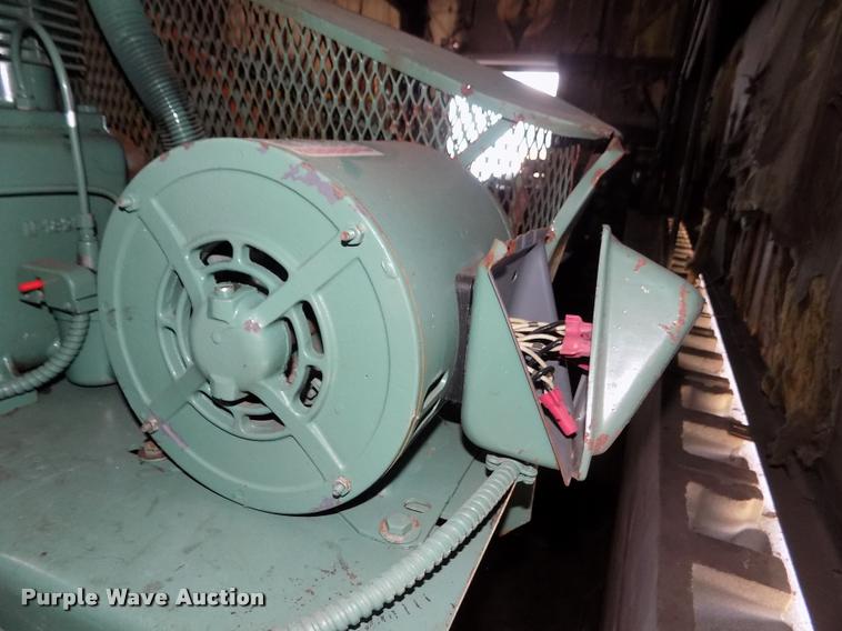 image for item DA3006 Champion VR5-6 vertical air compressor