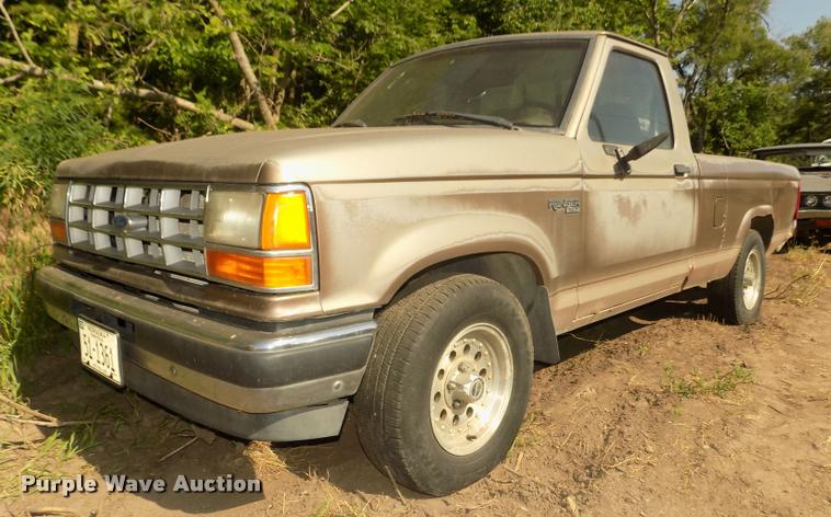 image for item DA3016 1992 Ford Ranger XLT pickup truck