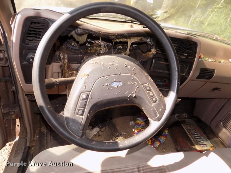 image for item DA3016 1992 Ford Ranger XLT pickup truck