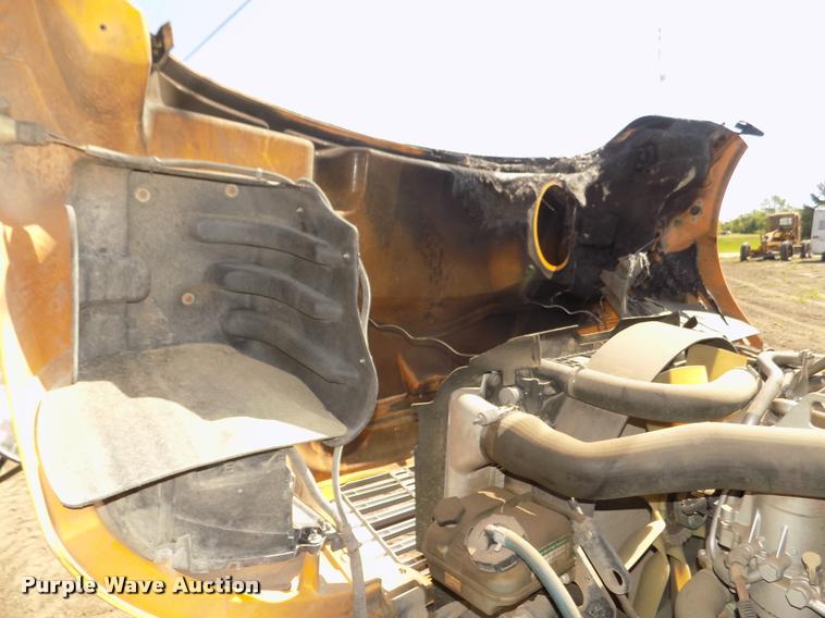 image for item DA3018 2008 Freightliner B2 school bus