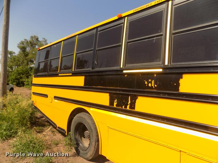 image for item DA3018 2008 Freightliner B2 school bus