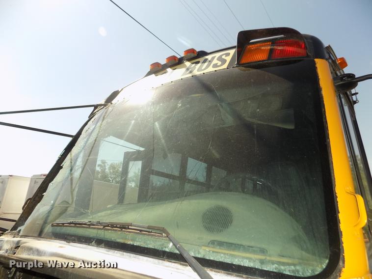 image for item DA3018 2008 Freightliner B2 school bus