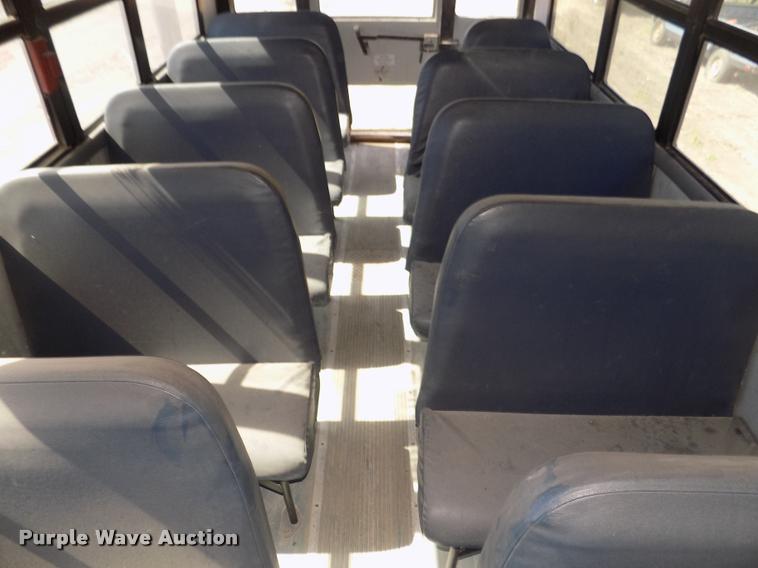 image for item DA3018 2008 Freightliner B2 school bus