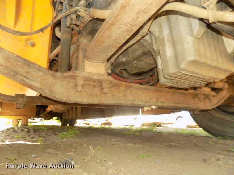 image for item DA3018 2008 Freightliner B2 school bus