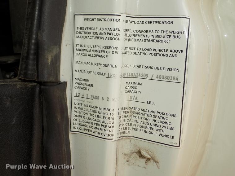 image for item DA3022 2004 Ford E450 Super Duty shuttle bus