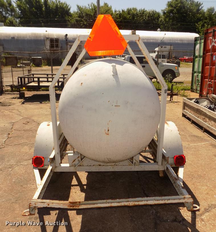 image for item DA3028 Propane tank trailer