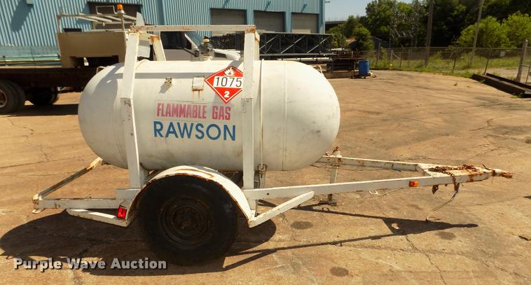 image for item DA3028 Propane tank trailer