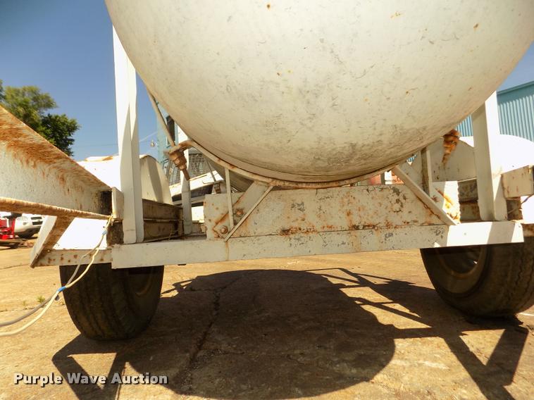 image for item DA3028 Propane tank trailer
