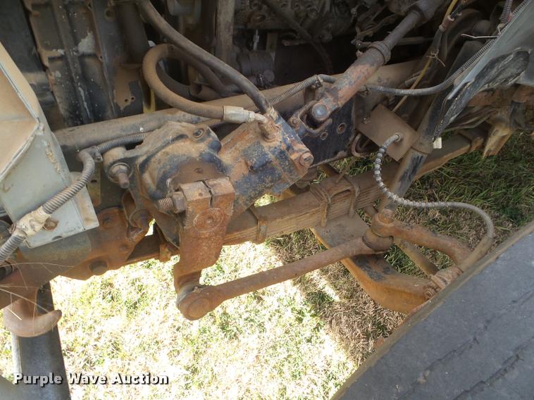 image for item DA5073 1993 Ford B700 school bus