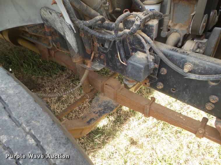 image for item DA5073 1993 Ford B700 school bus