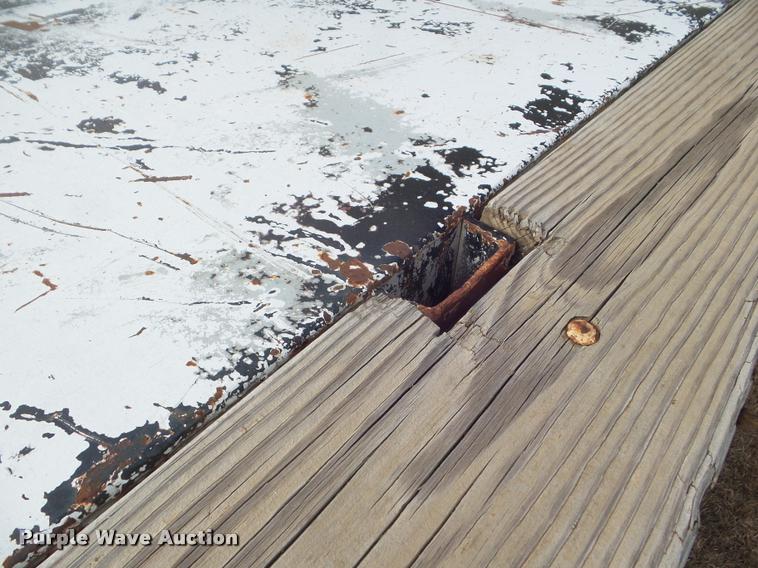 image for item DA5079 1980 Midcab drop deck trailer