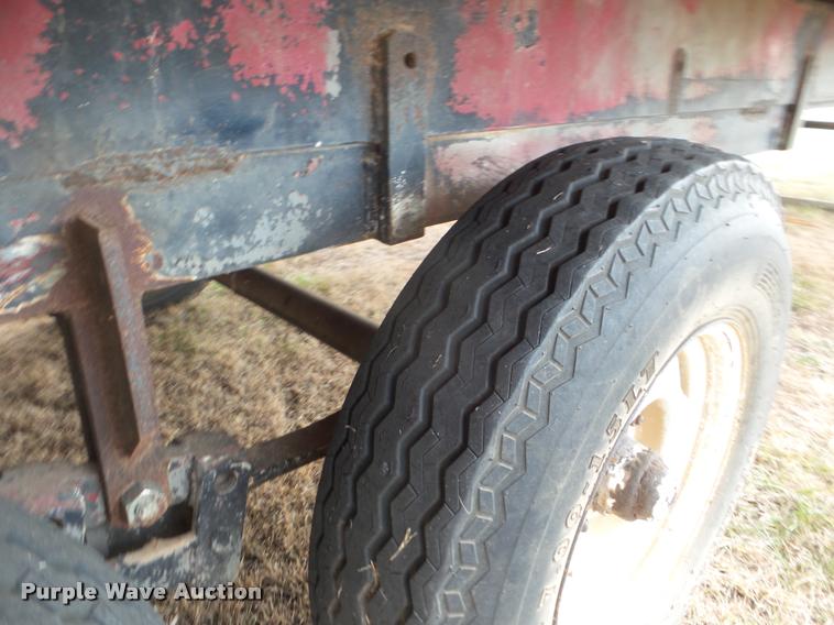 image for item DA5079 1980 Midcab drop deck trailer