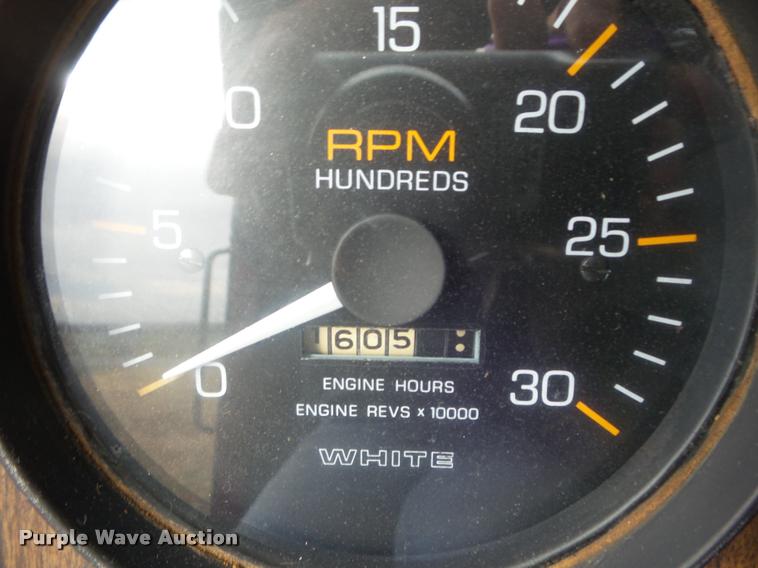 image for item DA5088 1975 White Road Boss semi truck